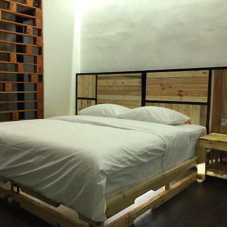 The Oikos Hotel Pontian Kecil Esterno foto